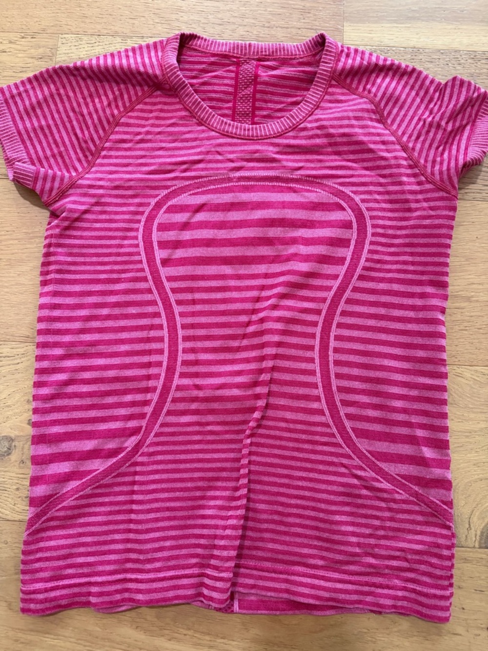 lululemon athletica Pink Striped Short Sleeve Top 10 VGUC